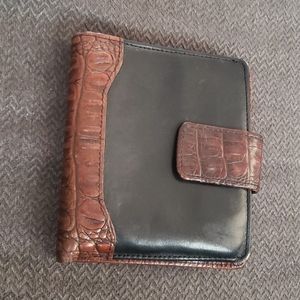 Brahmin wallet